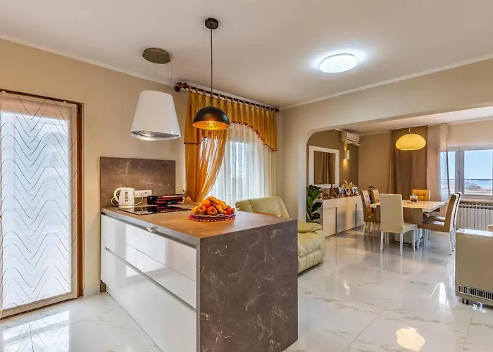 Appartement Three-bedroom In Vodnjan