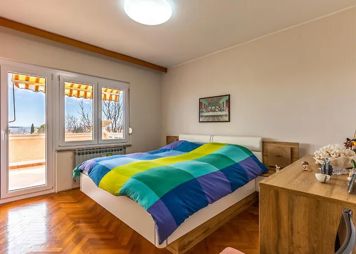Three-bedroom In Vodnjan * Vodnjan